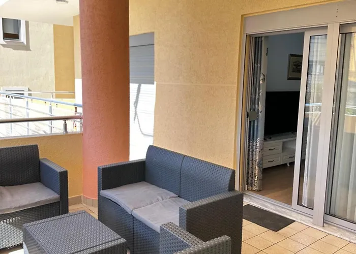 Solar Sea View * Sarandë